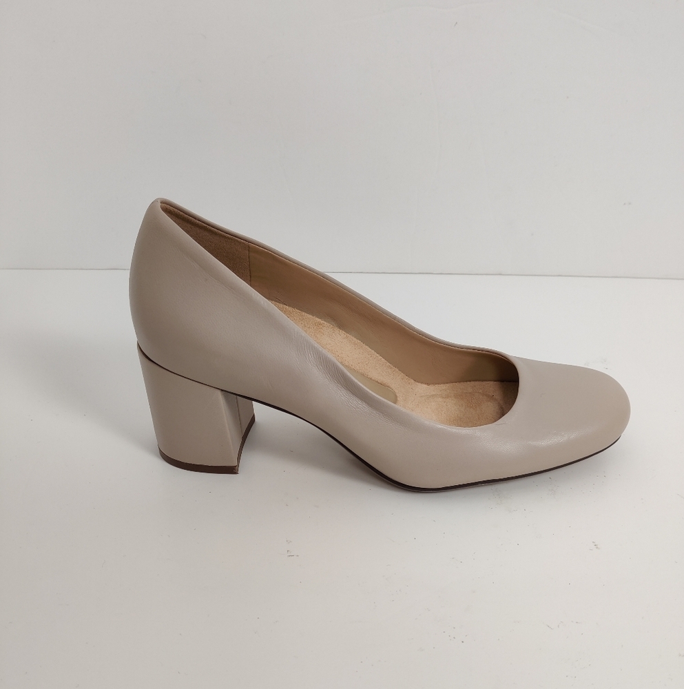 Naturalizer Pale Rose / Cream Block Heel Pumps